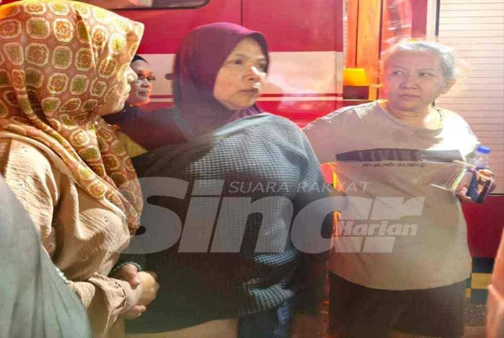 rumah terbakar dekat hotel new pacific kota bharu