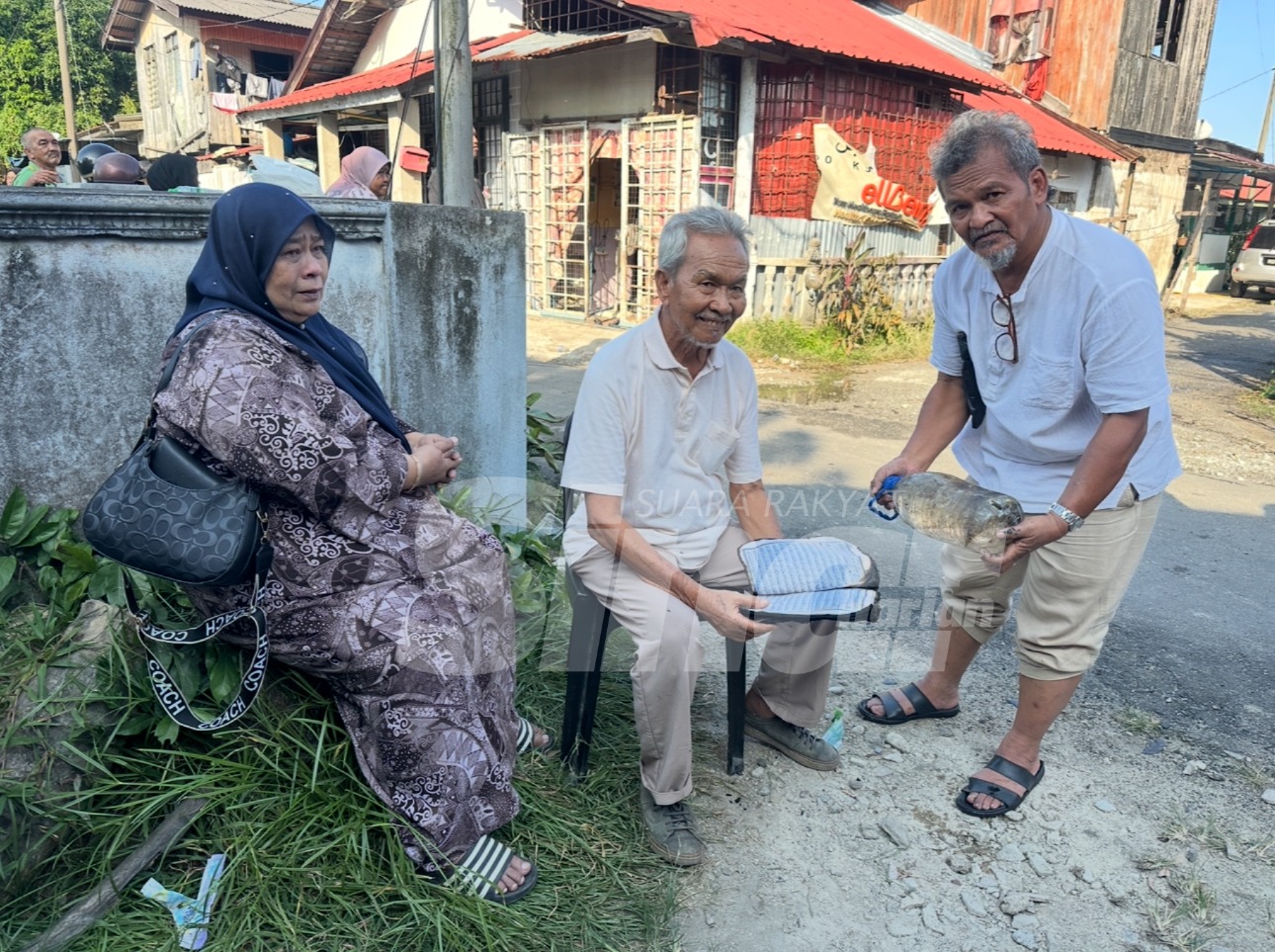 Al Quran terselamat dalam kebakaran