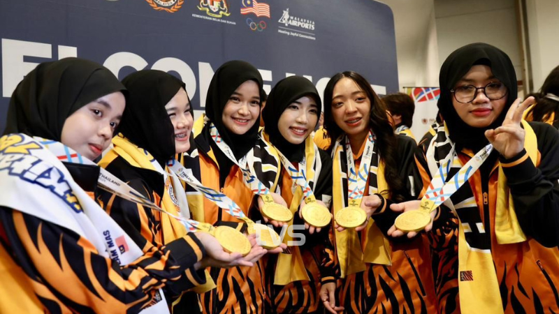 Pasukan wanita malaysia di MLBB Sukan Sea pingat emas
