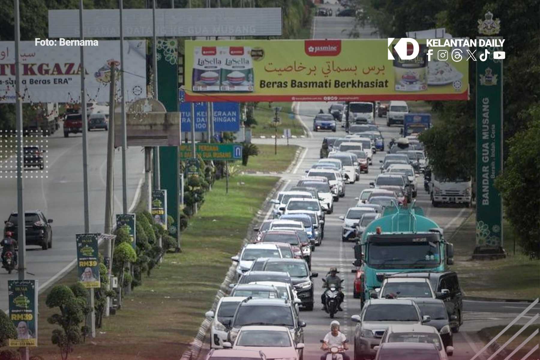 aliran trafik gua musang