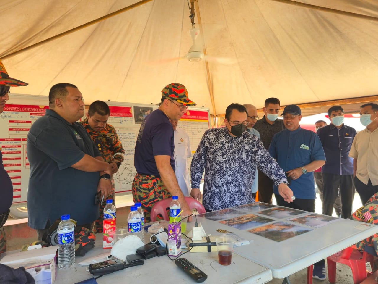 YB hilmi lawat kebakaran tapak pelupusan sampah tanah merah