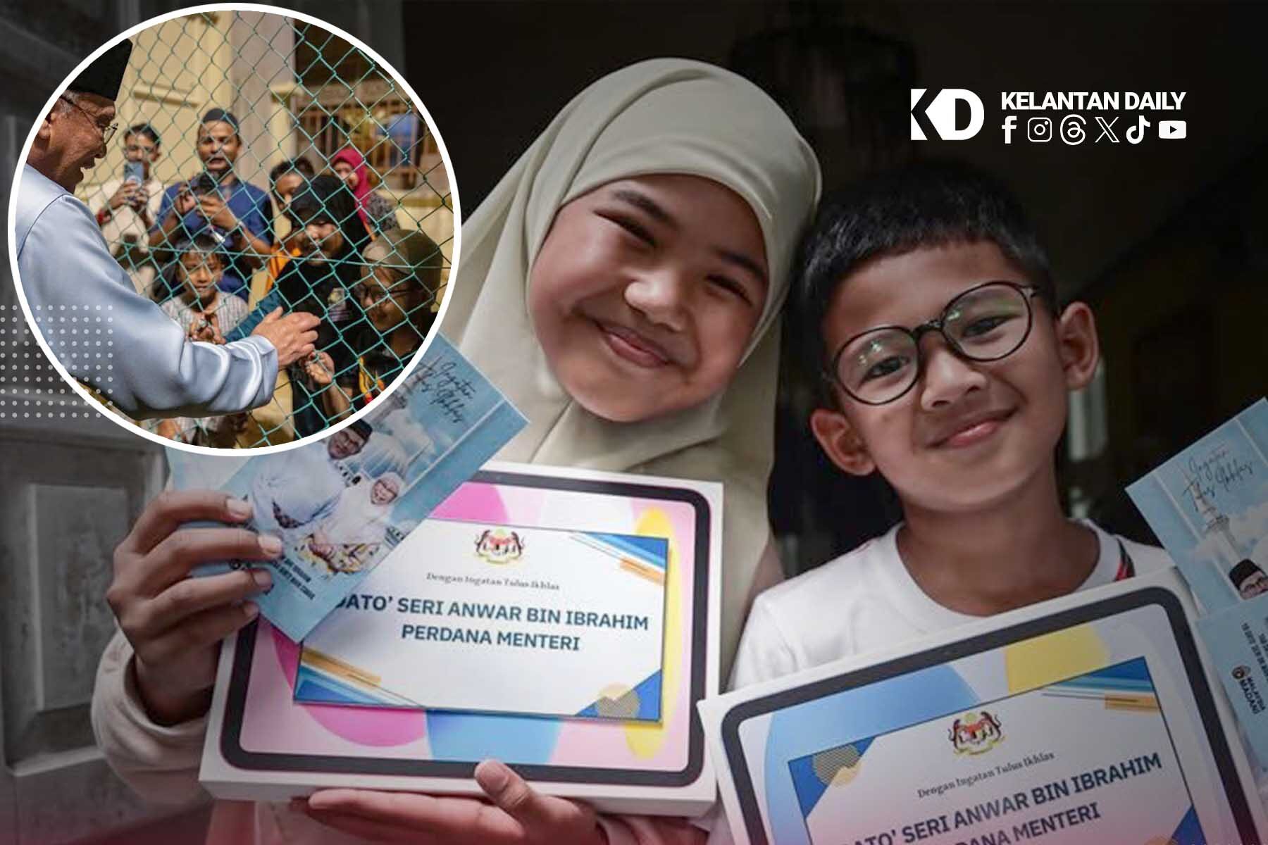 Dua Beradik Hulur Duit Raya Kepada PMX Dapat Hadiah Ipad