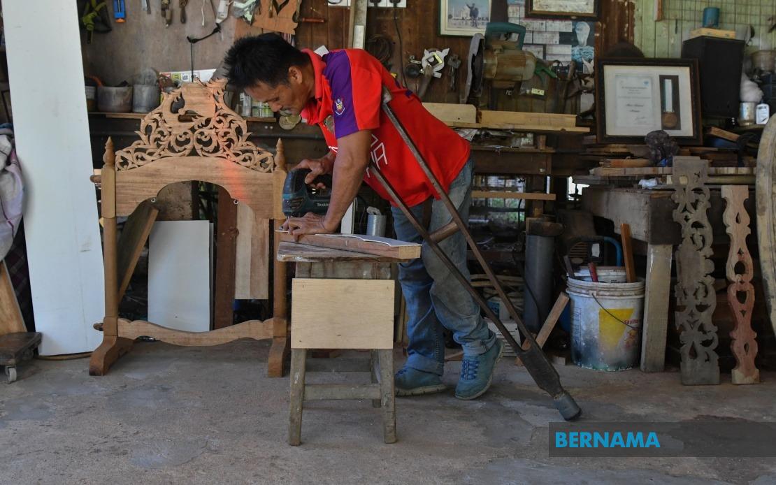 Bekas Atlet Para Kelantan Ukir Nama Di Pentas Dunia Melalui Seni Ukiran Kayu 4