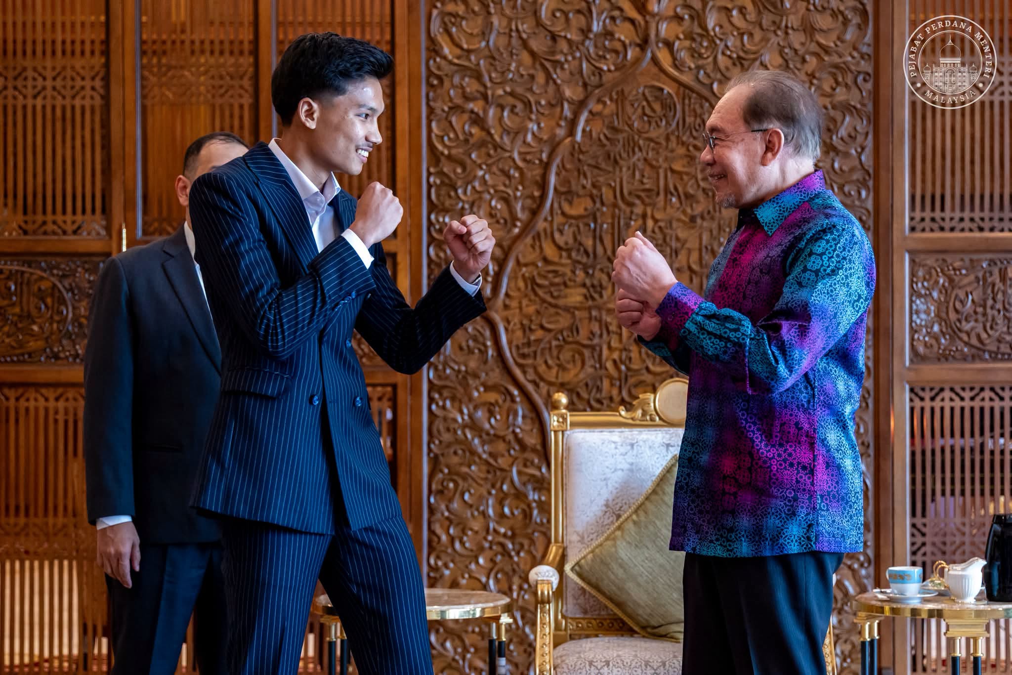 Aliff rakib bersama PM Anwar