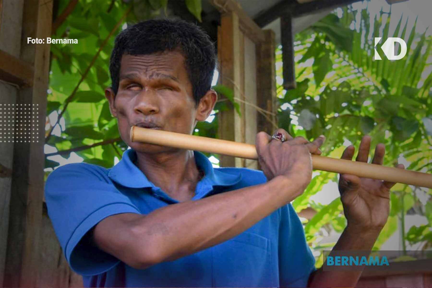 Lahir Tanpa Penglihatan, Anak Kelantan Harumkan Nama Malaysia Dengan Alunan Seruling Hingga Ke Beijing