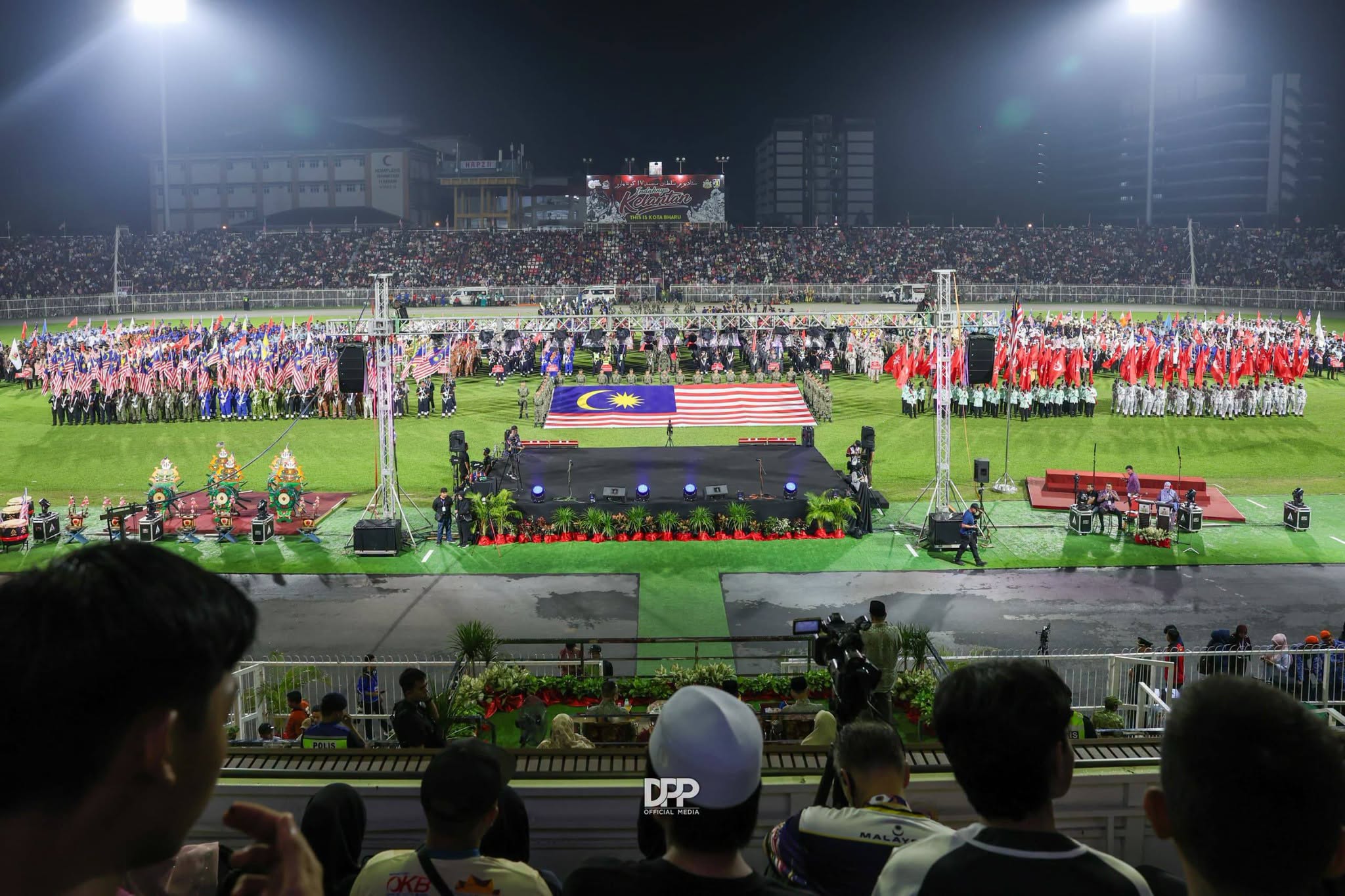 malam kemerdekaan stadium sultan muhammad iv kota bharu