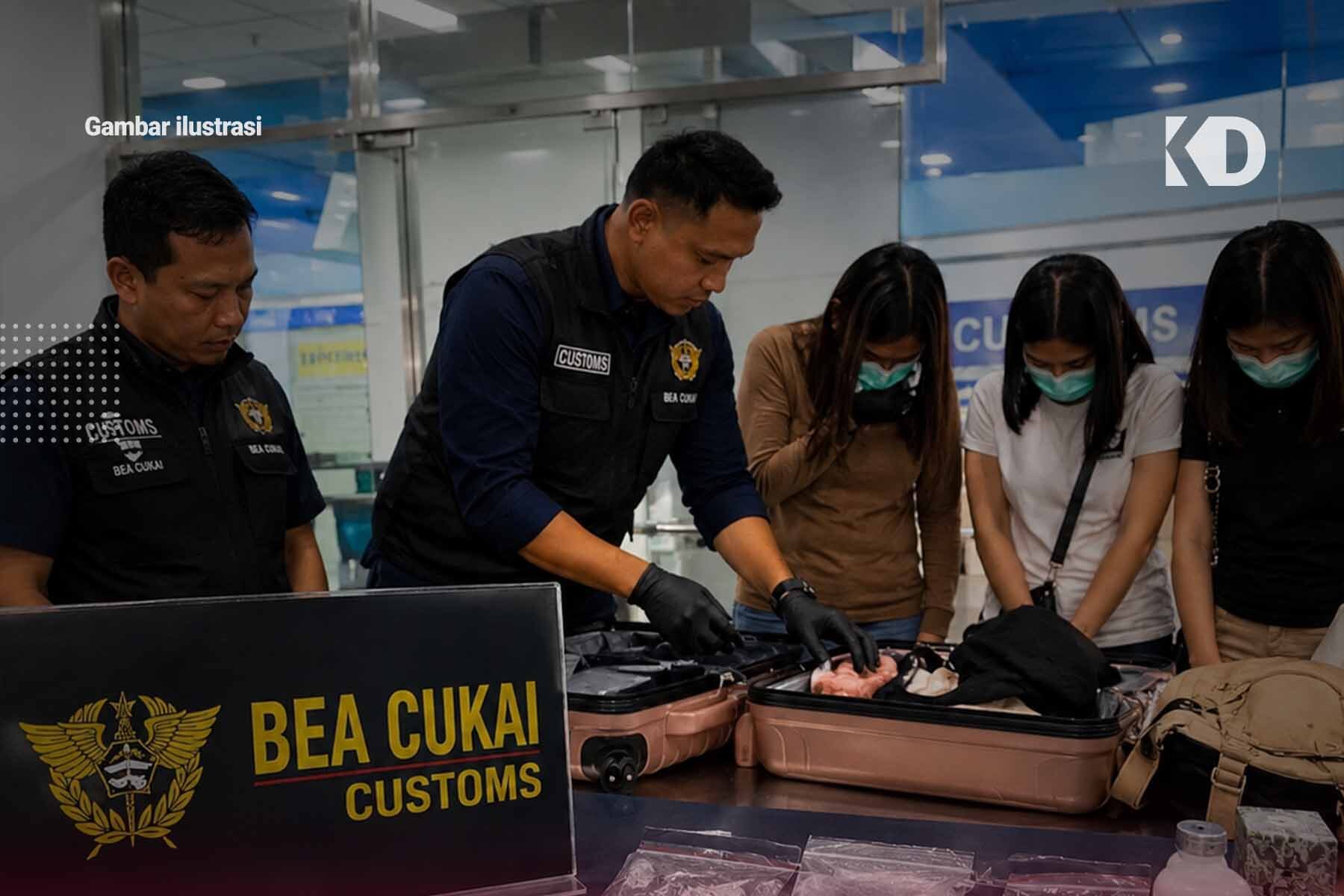Dadah Disembunyikan Dalam Kasut, Tiga Wanita Malaysia Ditahan di Jakarta