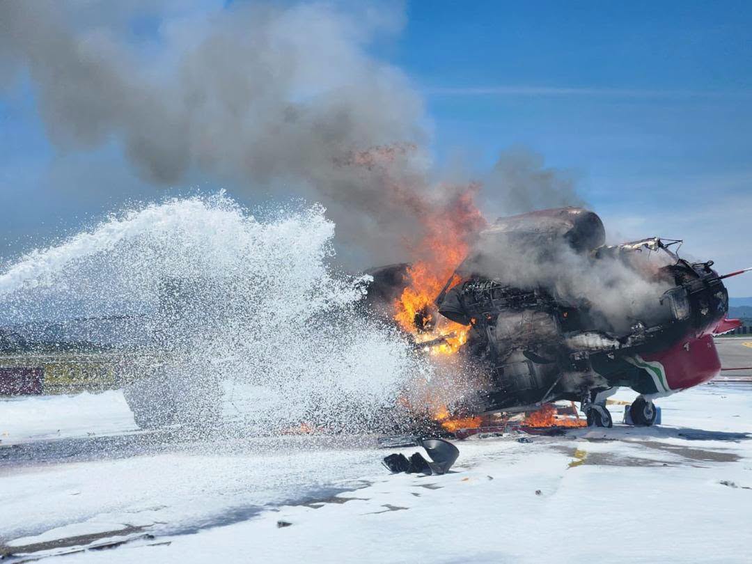 helikopter terbakar subang