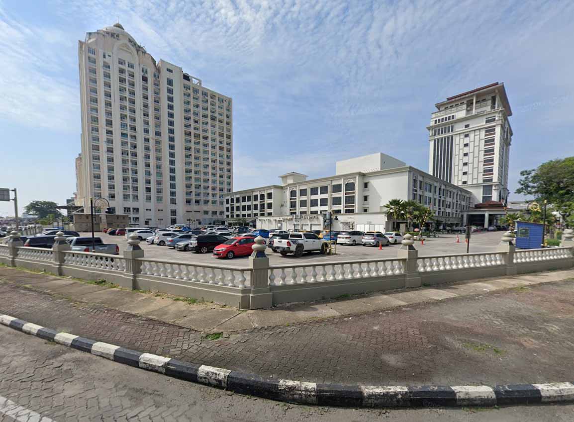 parking hotel perdana copy
